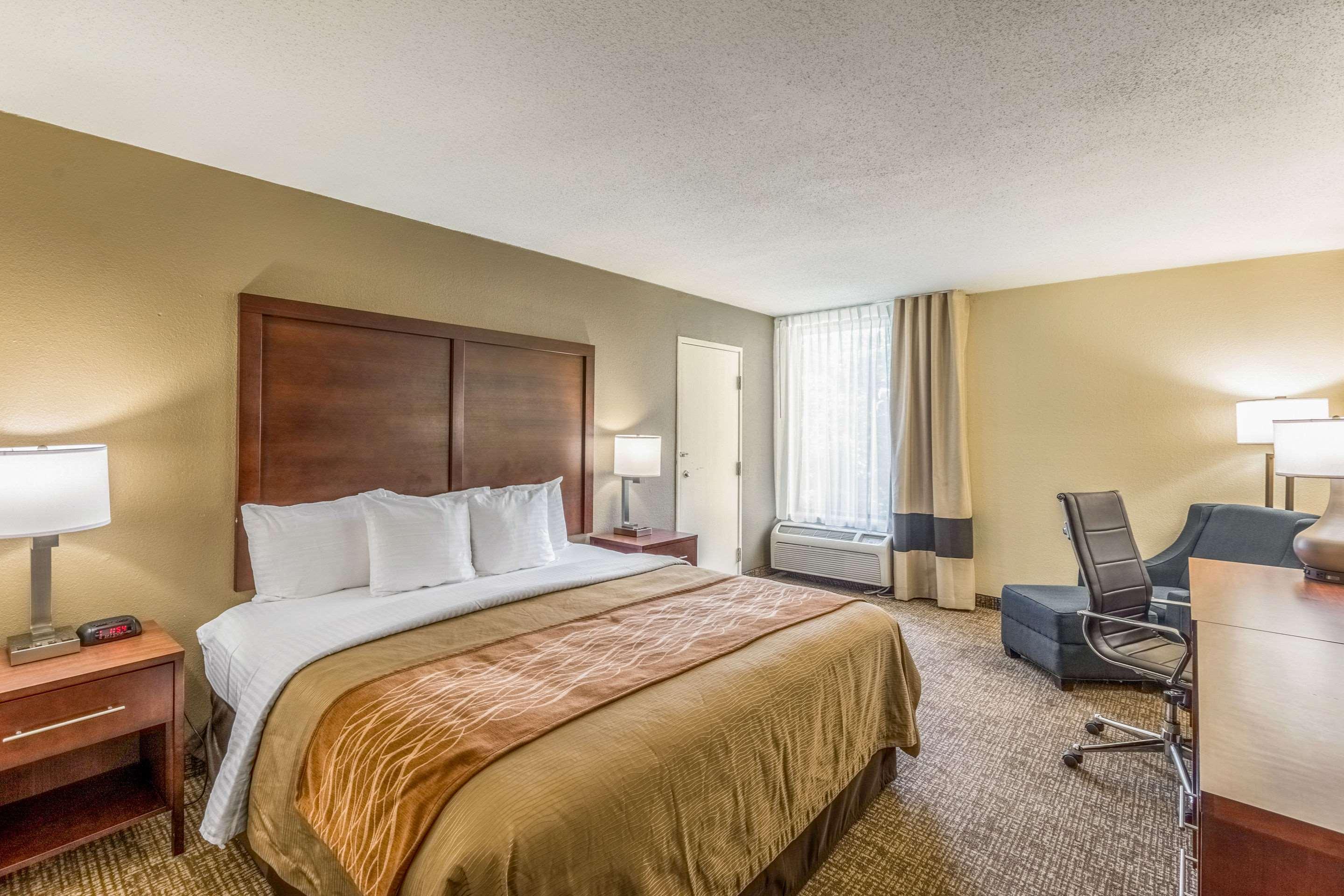 Comfort Inn Charlotte Airport Uptown Esterno foto