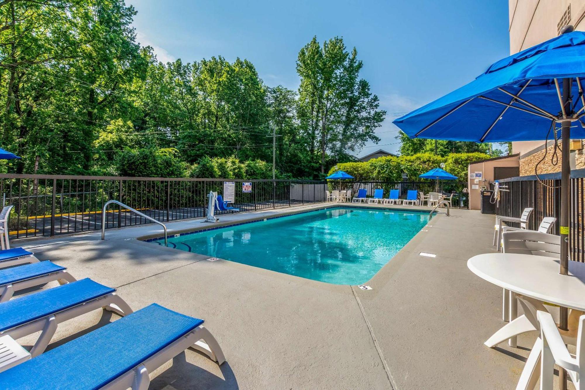 Comfort Inn Charlotte Airport Uptown Esterno foto