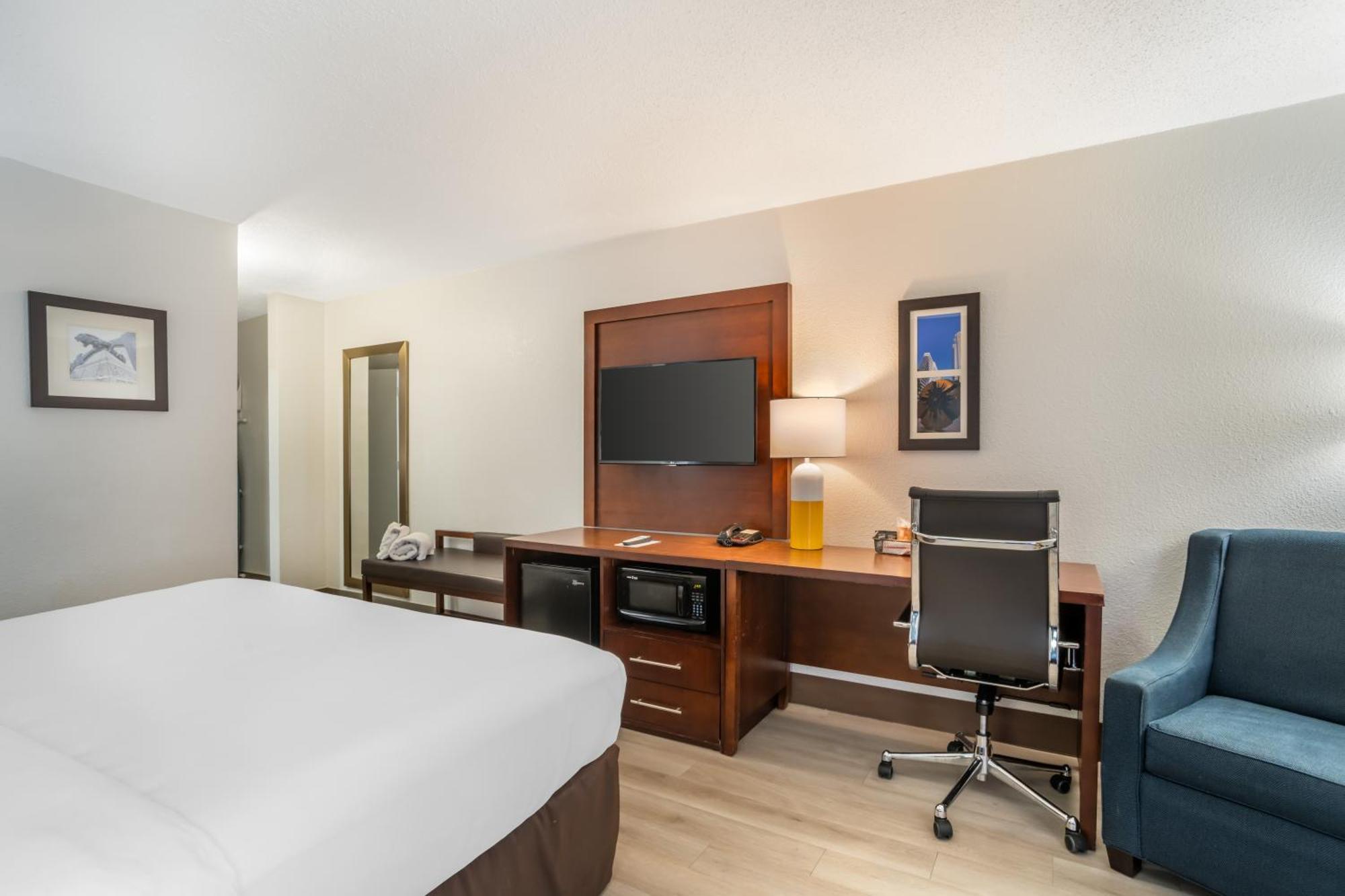 Comfort Inn Charlotte Airport Uptown Esterno foto